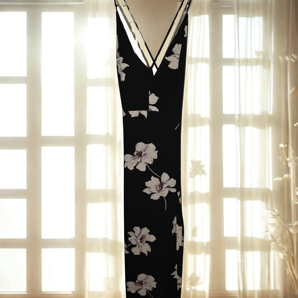 Bacio Elegant Black Floral Women's Dress